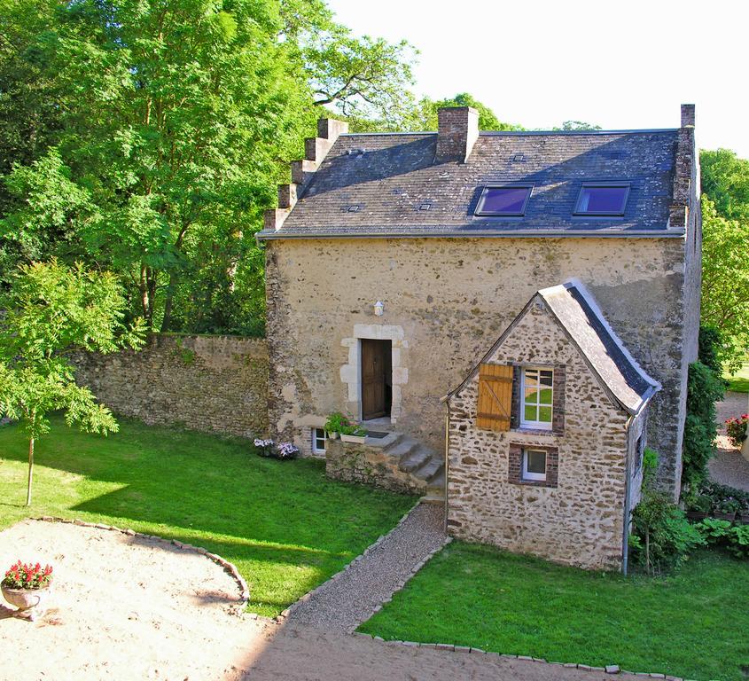 Chateau De La Barre 콩프란스쉬르아닐 외부 사진